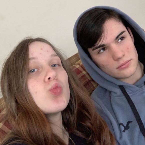 Meet your Posher, Ruby - Picture 1 of 1